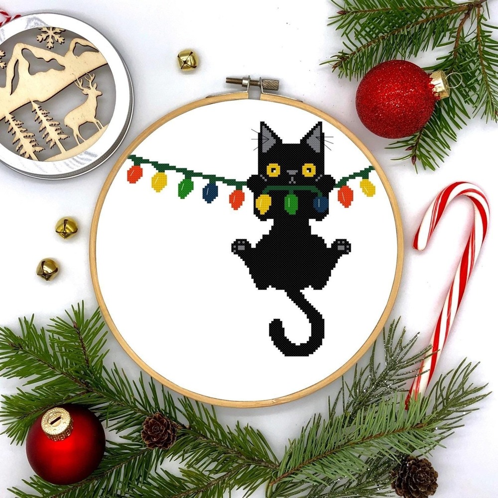 Christmas Black Cat Hanging Christmas Lights Counted Cross Stitch‎ Pattern Chart - Picture 3 of 5
